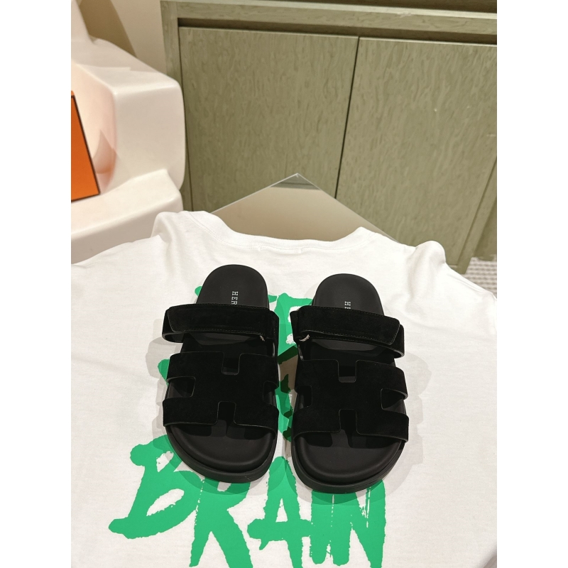 H**mes slippers